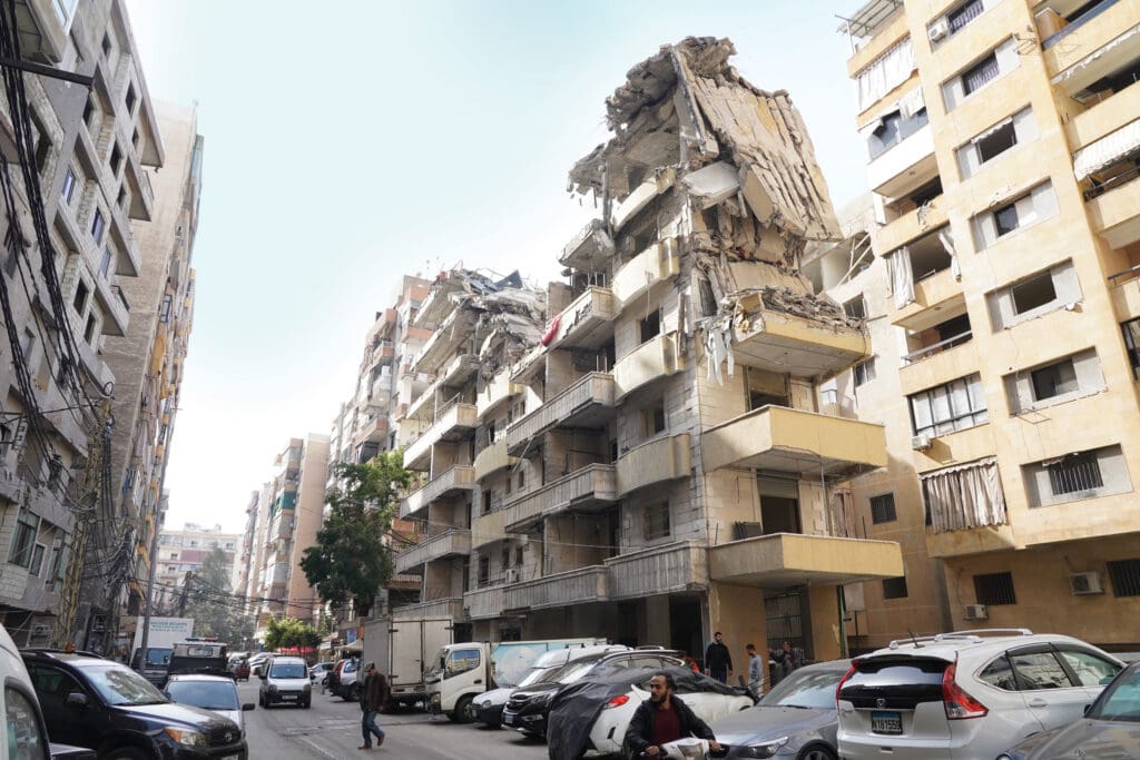 Edificios dañados en el suburbio sur de Beirut.