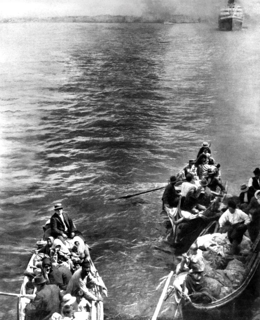 Alcune barche in mare